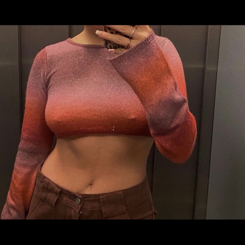 ISO!!!!! Bershka ombre open back long sleeve top/sweater